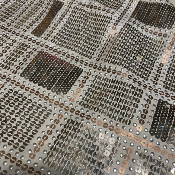 WHBM Sequined Silver & Gold Mini Skirt Size 2 - EUC - Picture 3 of 8